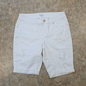 Time & Tru Women's Size 8 Mid Rise Bermuda Shorts with slight off color marks
